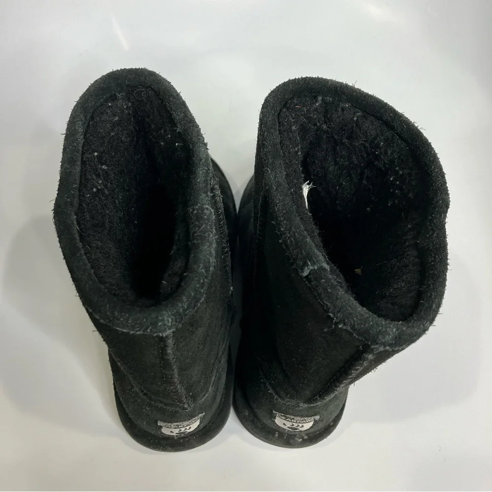 Bearpaw Elle youth black pull on‎ boots suede size 2Y casual trendy winter